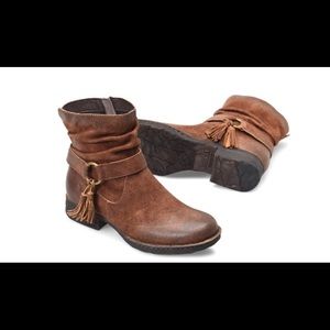 born cory boots